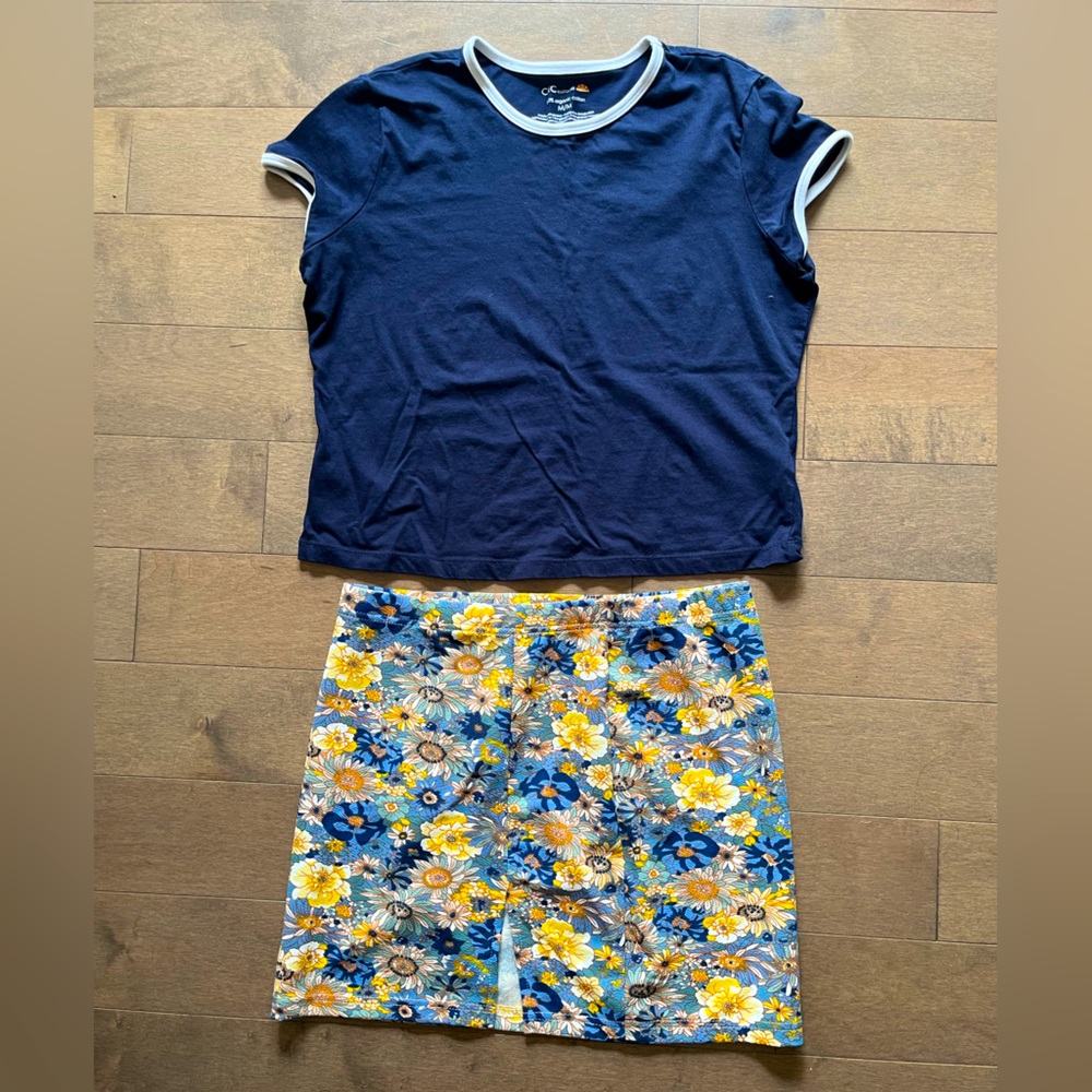 C&C California Navy Blue Organic Cotton Top and Shien flower pattern skirt